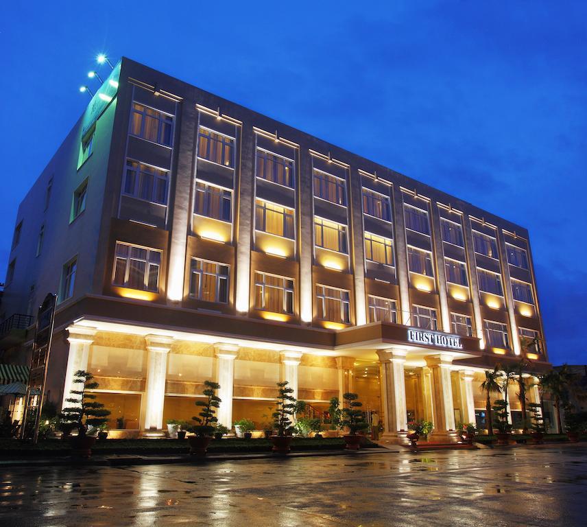 First Hotel - New Wing Khách sạn 4*